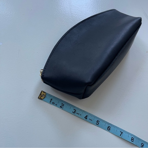 NWOT Portland Leather Goods Makeup Bag - Picture 3 of 5